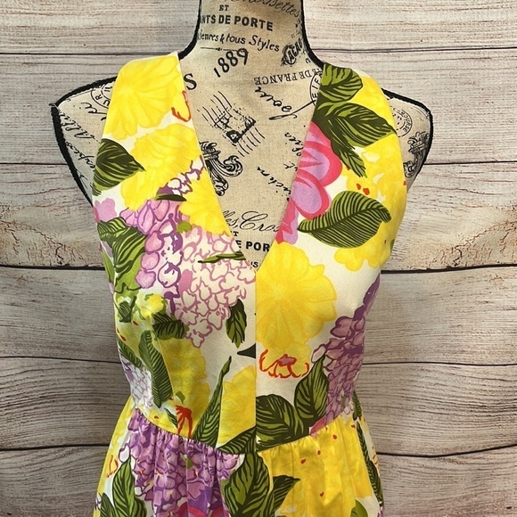 Milly of NY Dress Hydrangea Floral Sleeveless Yellow Size 2 V-neck - Picture 2 of 10